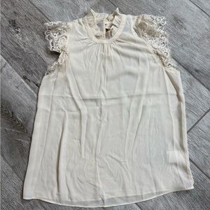 Cream Lace Sleeve Women's Top - Express